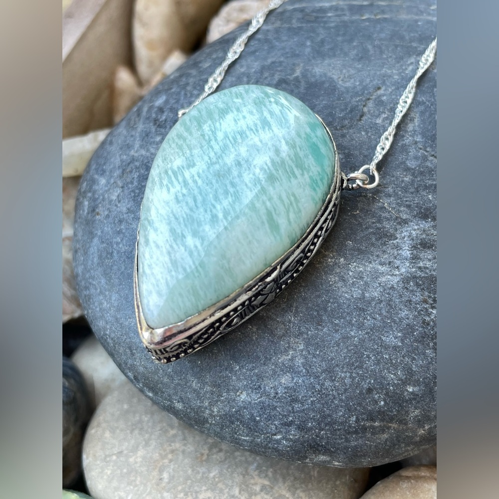 😵 AMAZONITE Crystal Tear Drop necklace art deco scroll silver chunky thick mint